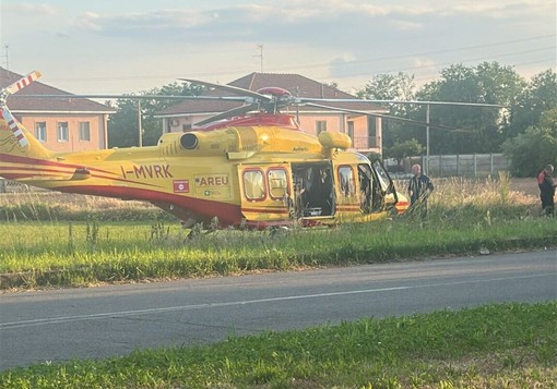 Corbetta, incidente in via San Sebastiano: coinvolta donna in monopattino elitrasportata a Varese