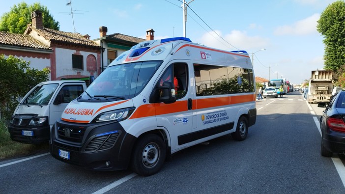 Zinasco: investito sulla provinciale 193bis, operaio della raccolta rifiuti in gravi condizioni