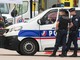 Parigi, auto contro tavoli di bar: un morto e 3 feriti gravi Parigi, auto contro tavoli di bar: un morto e 3 feriti gravi