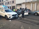Vigevano: si ribaltano con l'auto in corso Milano, ferite tre persone