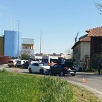 Abbiategrasso: scontro frontale tra due auto lungo la strada per Casterno Abbiategrasso: scontro frontale tra due auto lungo la strada per Casterno