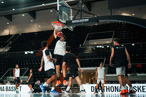 Basket, domani la Bertram Derthona al gran ballo in casa della Supercoppa LBA. Vicenzutto: “Dalla Nova Arena una spinta ulteriore” Basket, domani la Bertram Derthona al gran ballo in casa della Supercoppa LBA. Vicenzutto: “Dalla Nova Arena una spinta ulteriore”