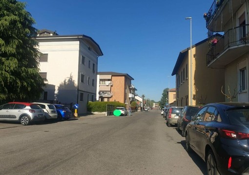 Magenta, undicenne avvicinata da uno sconosciuto in furgone: fugge e si salva