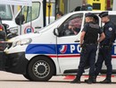 Parigi, auto contro tavoli di bar: un morto e 3 feriti gravi