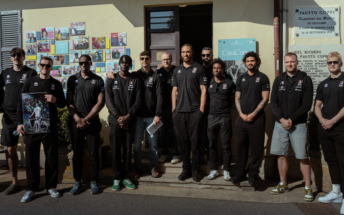 A casa del Campionissimo: la giornata speciale della Bertram Derthona Tortona a Castellania Coppi
