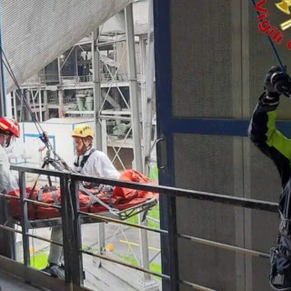 Operaio muore in cantiere nel Milanese: si indaga sull’ipotesi di una folgorazione