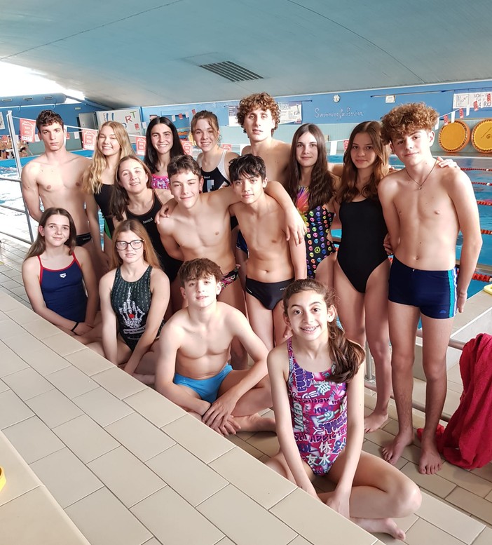 Nuoto, buone prove in vasca lunga alla quinta Coppa Parigi per gli atleti dell'H2sport