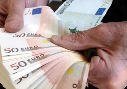 Novara: truffa da 50 milioni di euro, in manette 37enne Novara: truffa da 50 milioni di euro, in manette 37enne