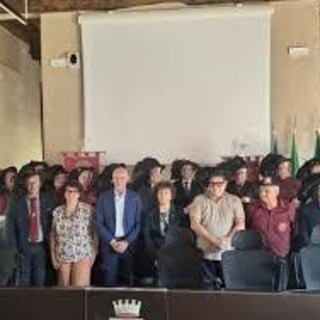Abbiategrasso si prepara al raduno regionale dei Bersaglieri: un viaggio tra memoria, fanfare e le nuove generazioni