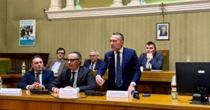 Vigevano, Lucente (Regione): "Rogoredo-Alessandria a un binario solo, ma con treni nuovi"