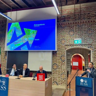 A Pavia presentata la nuova flotta dei bus elettrici