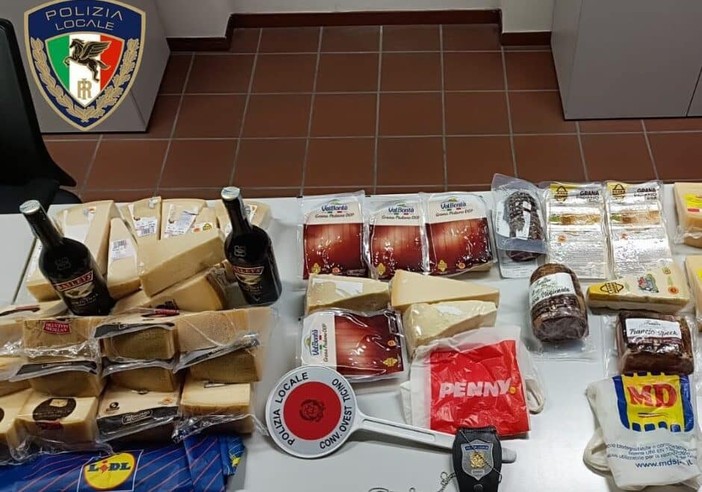 Trecate, la Polizia locale arresta ladro seriale di supermarket