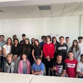 Vigevano, alla scuola media Robecchi il giornalismo incontra l’intelligenza artificiale