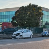 Scontro tra due auto nella zona industriale di Magenta: tre feriti al pronto soccorso