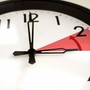 Torna l’ora solare: lancette indietro di un’ora nella notte tra il 25 e il 26 ottobre Torna l’ora solare: lancette indietro di un’ora nella notte tra il 25 e il 26 ottobre