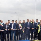 Novara: Mit, aperto al traffico nuovo tratto tangenziale, investiti 121 mln Novara: Mit, aperto al traffico nuovo tratto tangenziale, investiti 121 mln