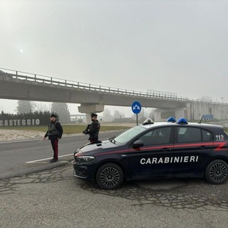 Oltrepò: tentano il furto al Postamat, i ladri fuggono nei campi inseguiti dai carabinieri