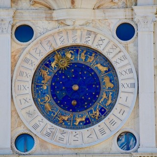 Cosa dicono le stelle? L'oroscopo di Corinne fino al 1° luglio