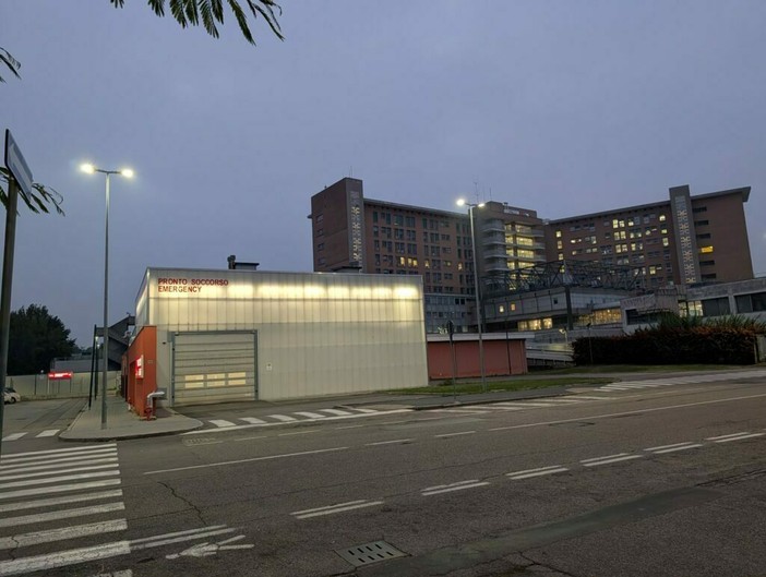 Magenta, paura all’ora di punta: scontro tra auto lungo la statale 11 Magenta, paura all’ora di punta: scontro tra auto lungo la statale 11