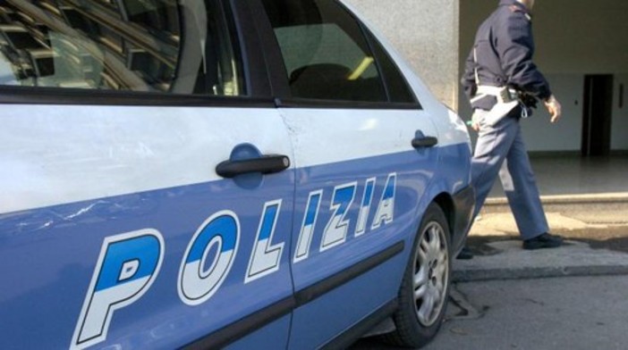 "Dammi i soldi o ti ammazzo": rapina in panetteria "Dammi i soldi o ti ammazzo": rapina in panetteria