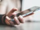 Dal divano al palmo della mano: l'Italia abbraccia l'era mobile Dal divano al palmo della mano: l'Italia abbraccia l'era mobile