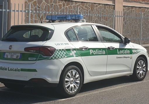 Magenta: donna in casa non risponde, soccorsa da Polizia locale e Vigili del fuoco