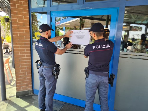 La Polizia di Stato chiude per quindici giorni un locale a Spessa Po: accertate serate danzanti senza autorizzazione e lavoratori in nero La Polizia di Stato chiude per quindici giorni un locale a Spessa Po: accertate serate danzanti senza autorizzazione e lavoratori in nero