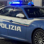 Picchia e accoltella la moglie: arrestato a Novara