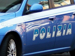 Voghera, maltratta i genitori e tenta di estorcergli denaro: arrestato un 26enne Voghera, maltratta i genitori e tenta di estorcergli denaro: arrestato un 26enne