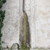 Ladri al cimitero di Magenta: spariti i pluviali esterni