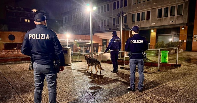 Pavia, controlli nella movida: sequestrati oltre 20 grammi di stupefacenti e riscontrate irregolarità in un locale Pavia, controlli nella movida: sequestrati oltre 20 grammi di stupefacenti e riscontrate irregolarità in un locale