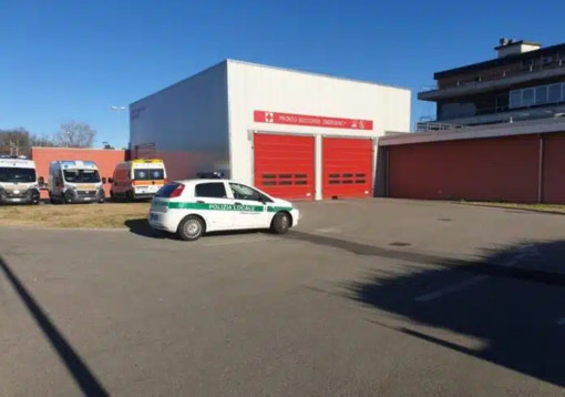Magenta: uomo in difficoltà crea pericolo al sottopasso di via Dante: intervento di Polizia Locale e Carabinieri Magenta: uomo in difficoltà crea pericolo al sottopasso di via Dante: intervento di Polizia Locale e Carabinieri