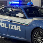 Picchia e accoltella la moglie: arrestato a Novara Picchia e accoltella la moglie: arrestato a Novara