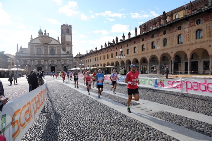 Vigevano: 16° Scarpadoro 21K-10,2K-5K, giovedì 1° dicembre aprono le iscrizioni Vigevano: 16° Scarpadoro 21K-10,2K-5K, giovedì 1° dicembre aprono le iscrizioni