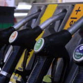 Carburanti: frode multimilionaria nel Milanese, sequestrati beni per oltre 23,5 mil di euro Carburanti: frode multimilionaria nel Milanese, sequestrati beni per oltre 23,5 mil di euro