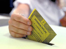 Referendum, oggi e domani si vota: domenica urne aperte fino alle 23: quesiti, orari e quorum Referendum, oggi e domani si vota: domenica urne aperte fino alle 23: quesiti, orari e quorum