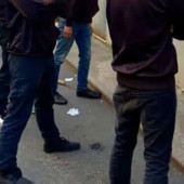 Abbiategrasso, 14enne aggredita da una coetanea: il branco filma e incita. Il caso scuote la città