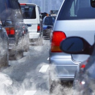 Smog, Pm10 in salita: da domani scattano le misure di primo livello