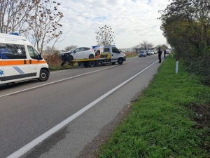 Magenta: grave incidente lungo corso Italia, feriti e traffico bloccato