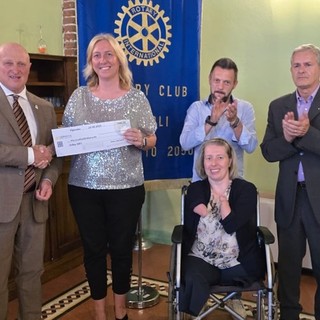 Garlasco, Rotary Club Cairoli sostiene l'inclusione sportiva e la disabilità con una donazione di 1.500 euro