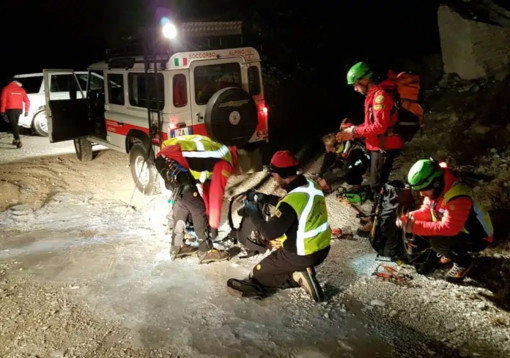 Con il buio perdono sentiero su Via del Sale, salvate 2 escursioniste nell'Alessandrino Con il buio perdono sentiero su Via del Sale, salvate 2 escursioniste nell'Alessandrino