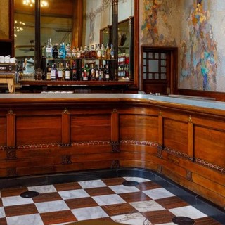 Camparino in Galleria, festeggia 110 anni di storia lo storico locale milanese celebre per il suo aperitivo