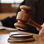 Uccise la madre a Trecate e incassava la pensione, condannato all’ergastolo