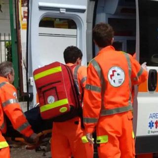 Incidente sul lavoro a Tromello, operaio ferito a una mano