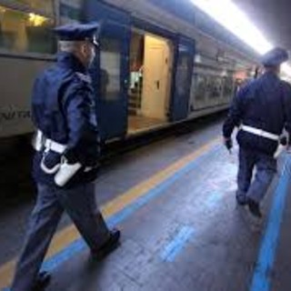 Abbiategrasso: rubano arma a guardia giurata sul treno, in manette due sudamericani