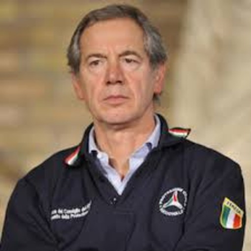 L'annuncio di Guido Bertolaso: «Sono positivo al Coronavirus» L'annuncio di Guido Bertolaso: «Sono positivo al Coronavirus»