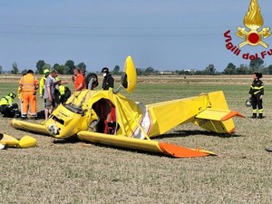 Ultraleggero precipitato nel Novarese, è morto il 70enne rimasto ferito