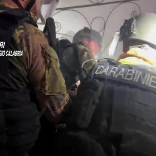 'Ndrangheta, latitante si nascondeva in un villaggio turistico - Il video della cattura