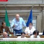 Bandecchi e la frase sessista in Consiglio comunale: "Appoggio le mani da altre parti quando mi piace una donna"