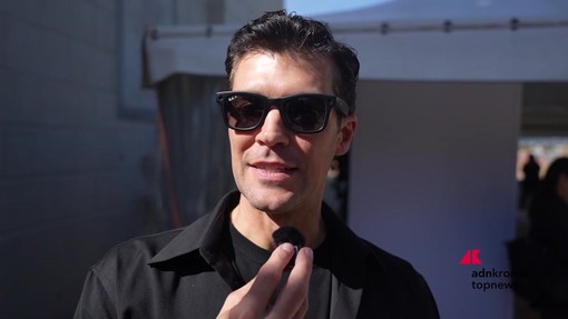 Roberto Bolle: "Felice di far parte dello spot di Intesa Sanpaolo, porta avanti valore di sostenersi" Roberto Bolle: "Felice di far parte dello spot di Intesa Sanpaolo, porta avanti valore di sostenersi"